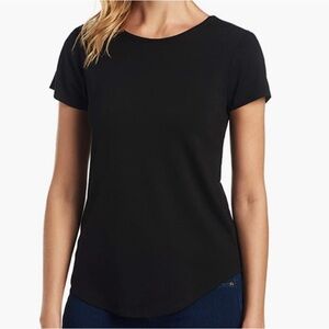 Cupio cap sleeve rounded bottom everyday essentials black T-shirt S and M